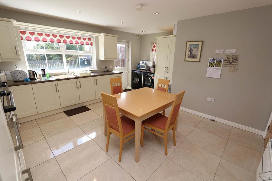15 The Olde Fairways Crescent