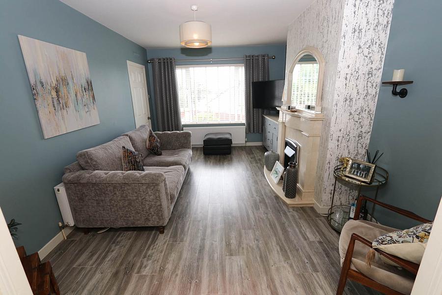 24 Hollybank