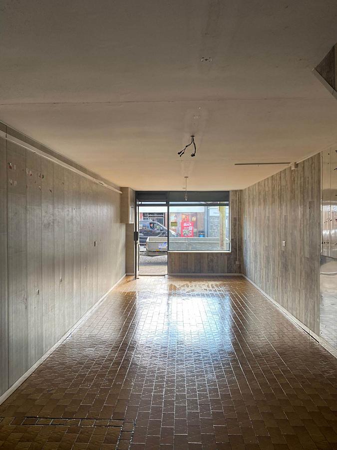 Commercial Unit To Let Main Street Commercial Unit To Let Main Street