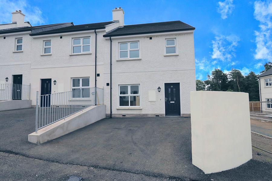 11 Castletown Brae