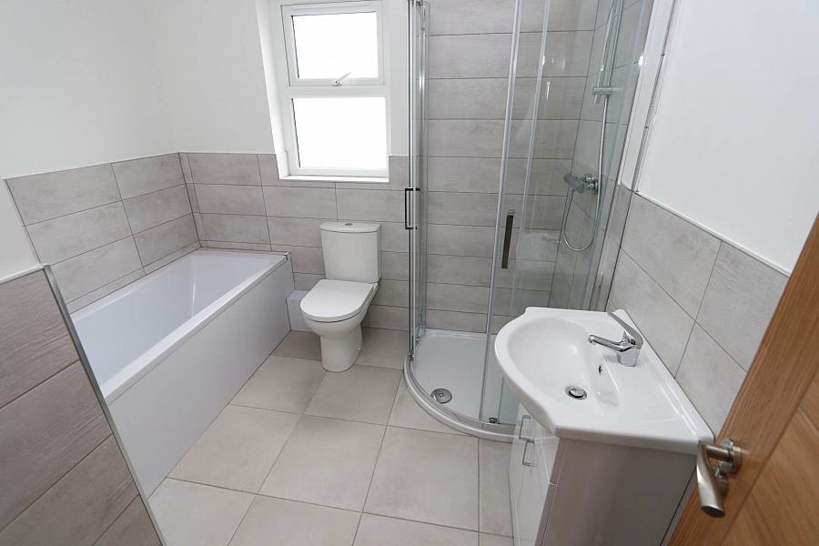 11 Castletown Brae