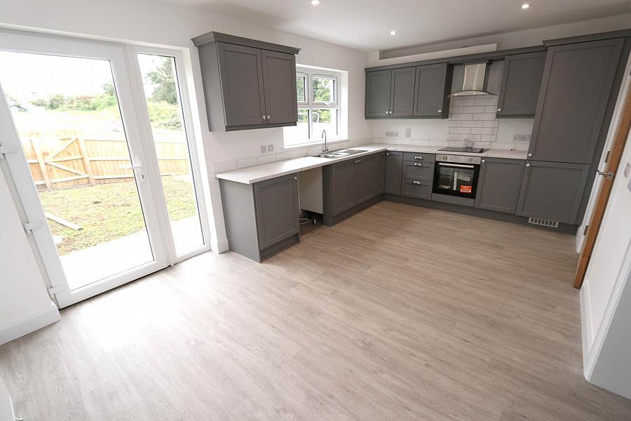 11 Castletown Brae