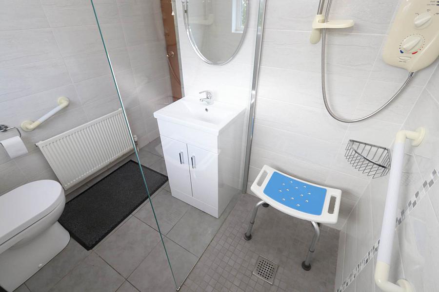 23 Drummurry Gardens