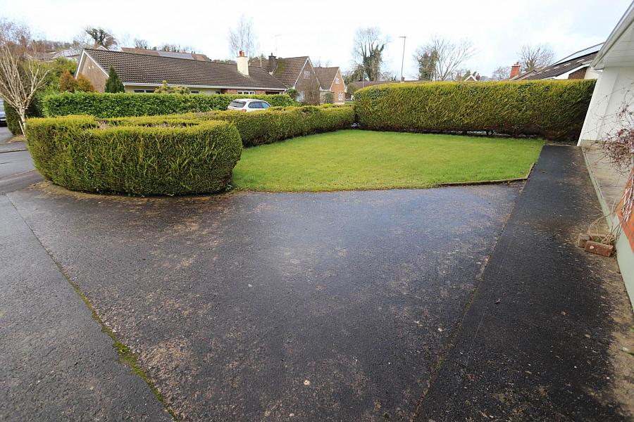 23 Drummurry Gardens