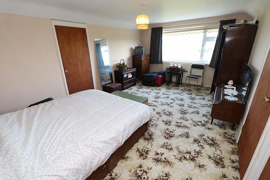 House, Sheds & 16.6 Acres Aughintain Road