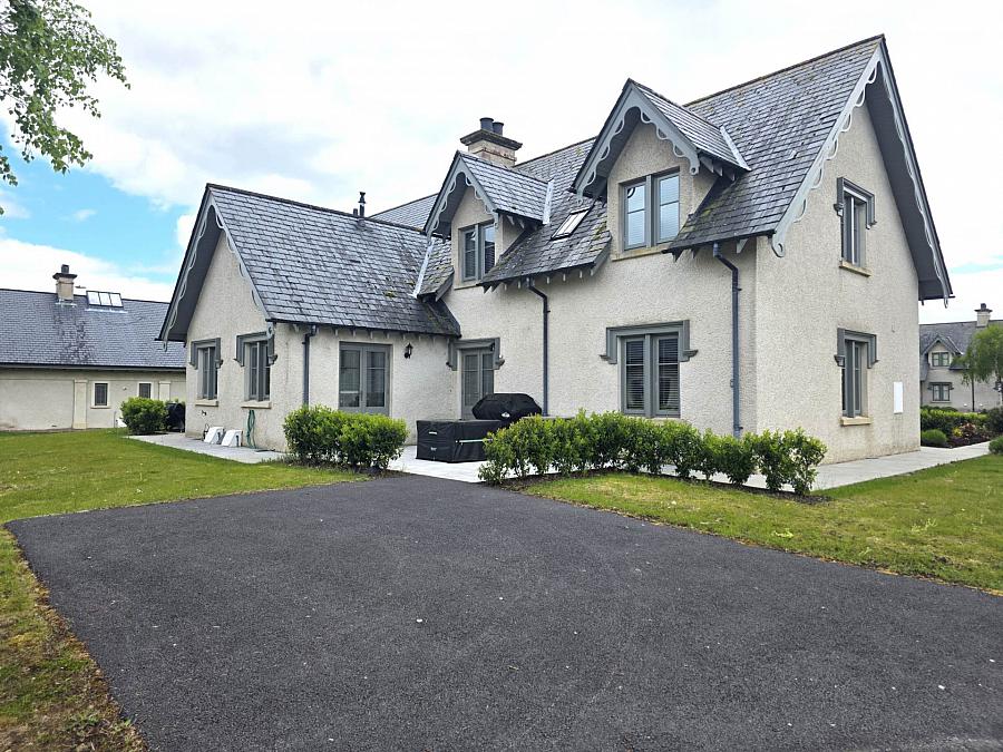 34 Lough Erne Golf Village