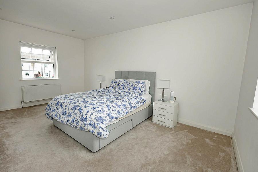 2 Silver Hill Demense