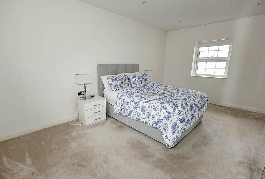 2 Silver Hill Demense
