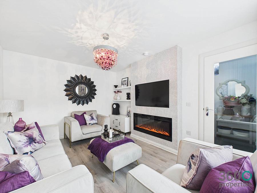 16 Foxton Wood Avenue