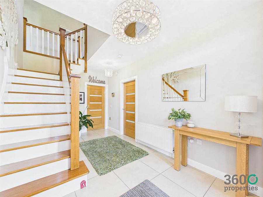 15 Mount Davys Road