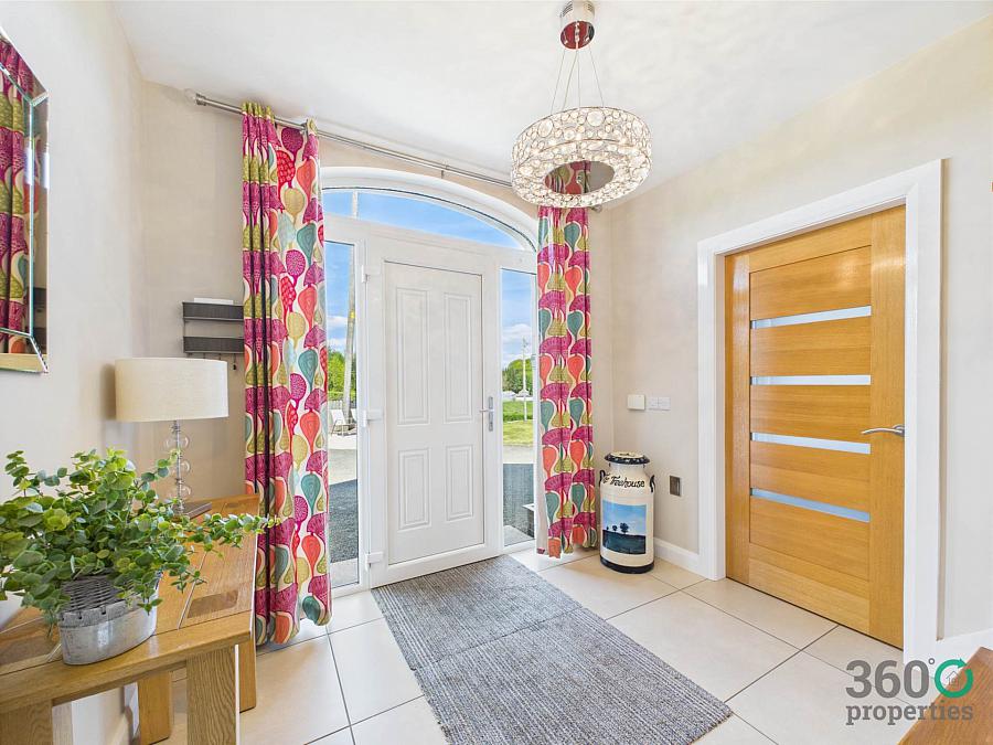 15 Mount Davys Road