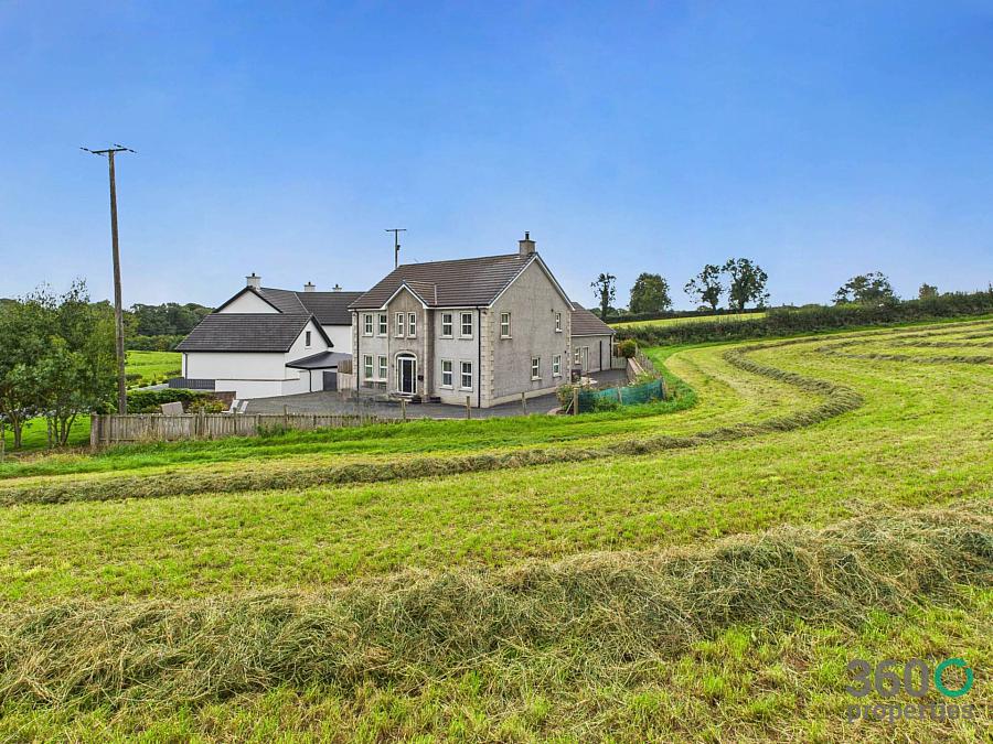 15 Mount Davys Road