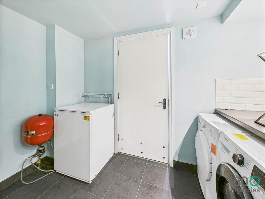 128 Cullybackey Road