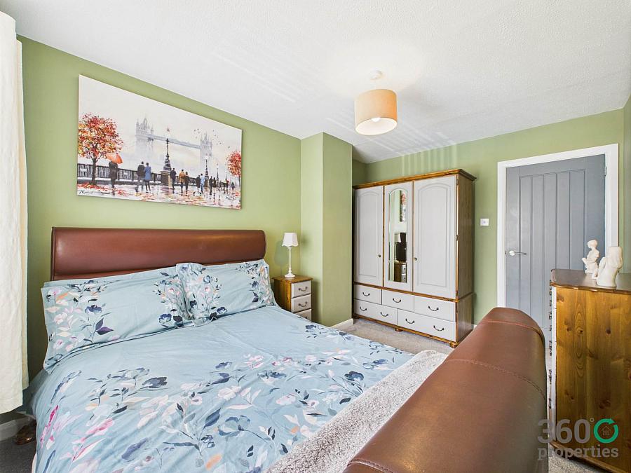 26 Dunfane Park