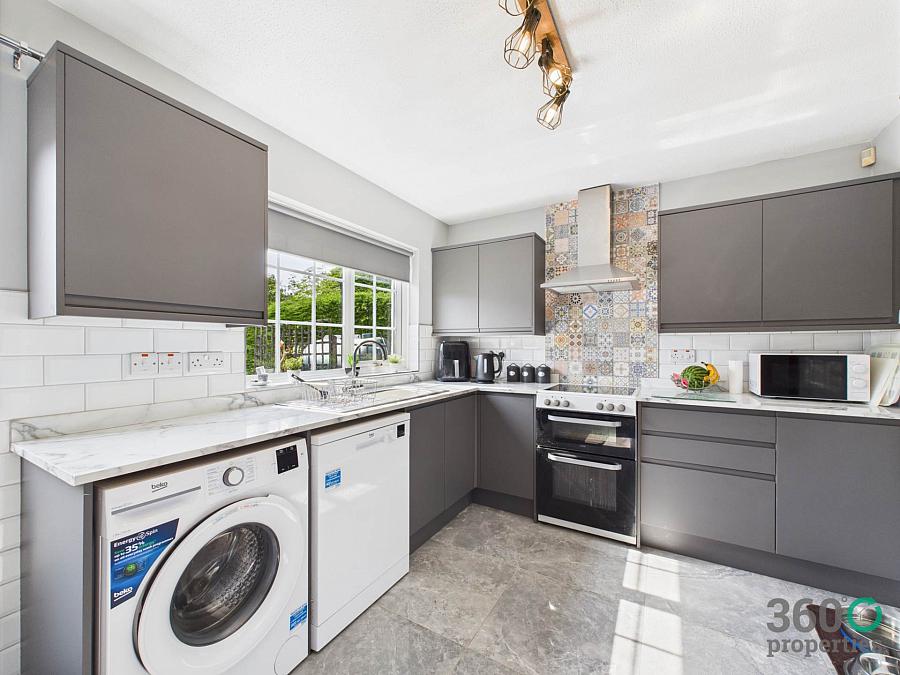 26 Dunfane Park