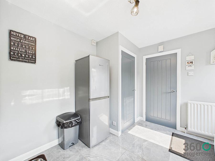 26 Dunfane Park