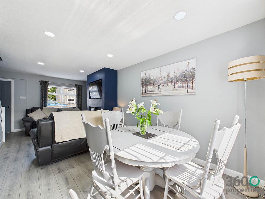26 Dunfane Park