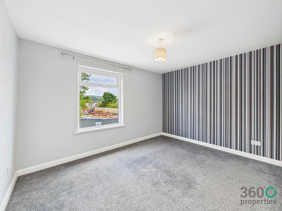 28 Kilnadore Park