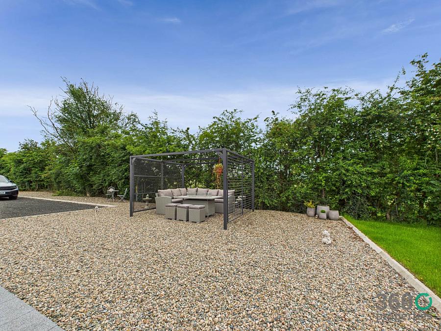 75 Ballybollen Road