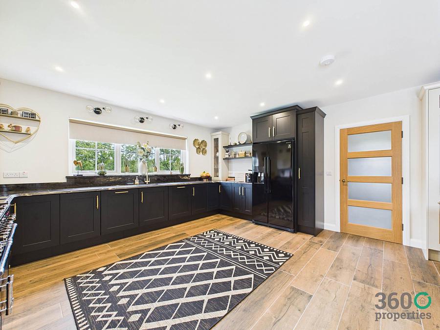 75 Ballybollen Road