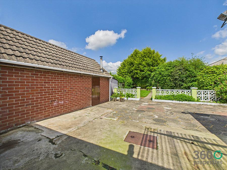 23 Carolhill Park