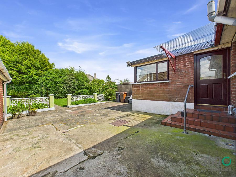 23 Carolhill Park
