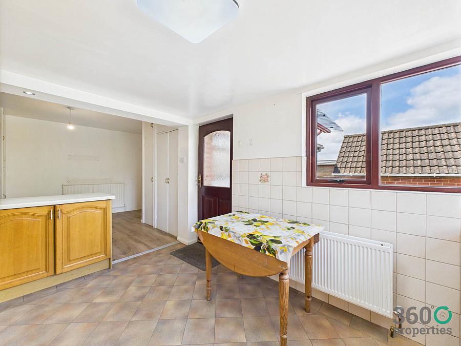 23 Carolhill Park