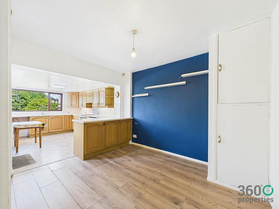 23 Carolhill Park