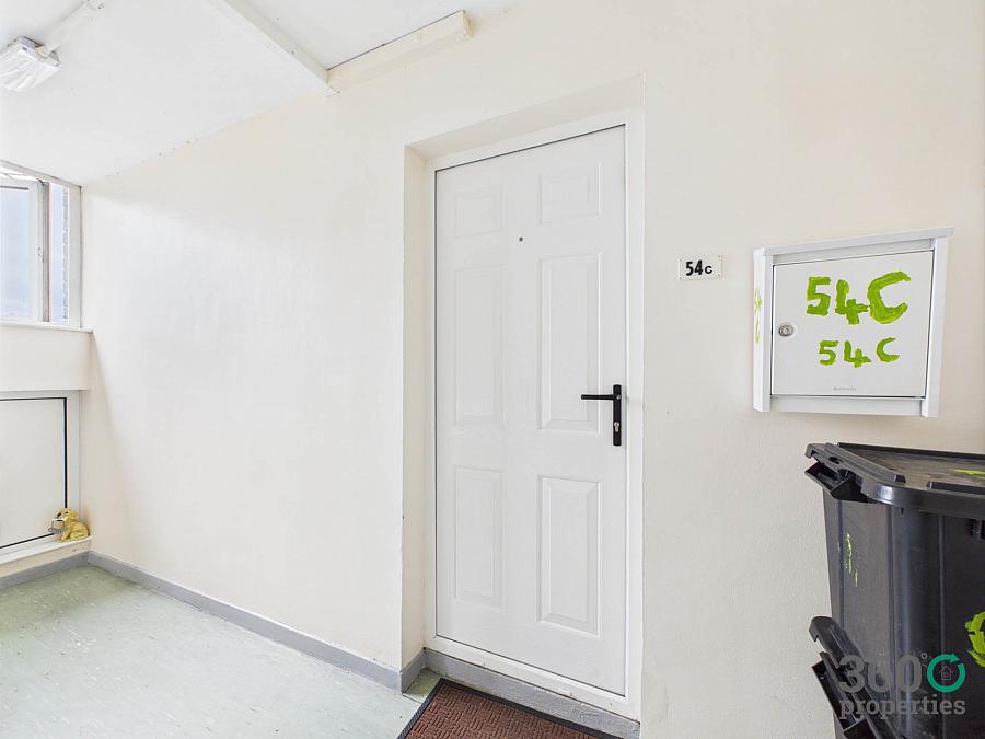 54c Barra Drive