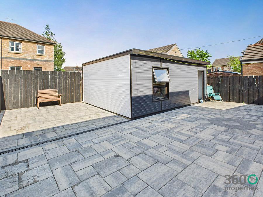 123 Rosses Lane