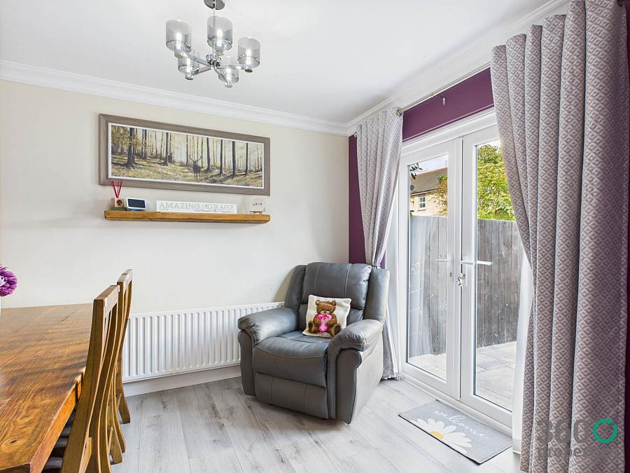 123 Rosses Lane