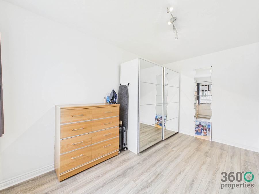 24 Sand Road