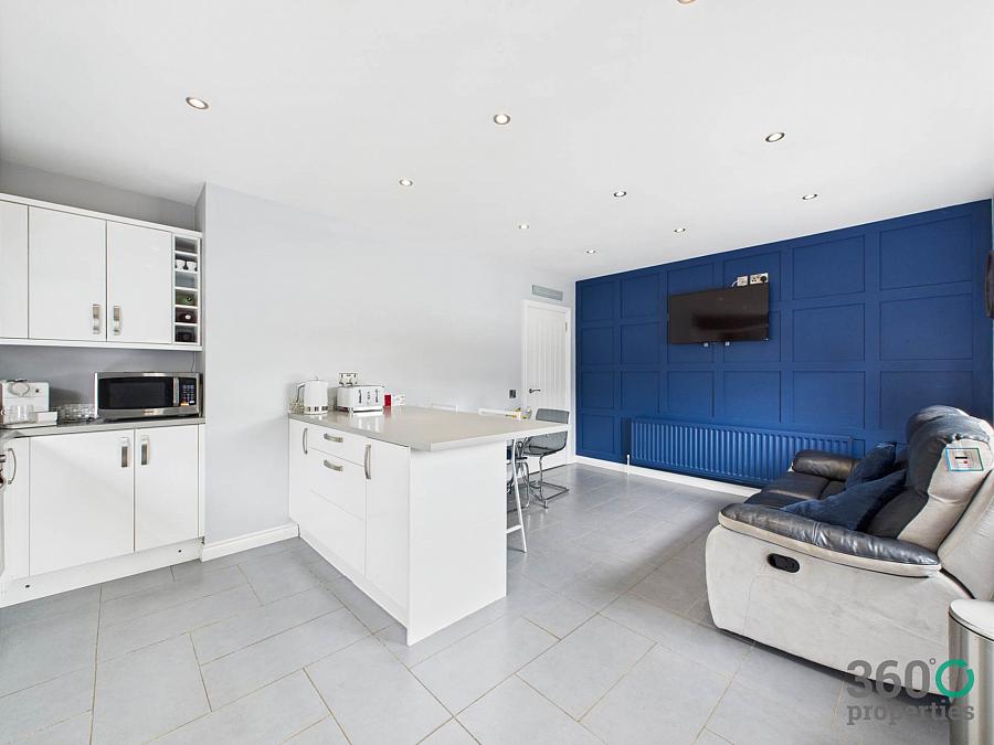 24 Sand Road