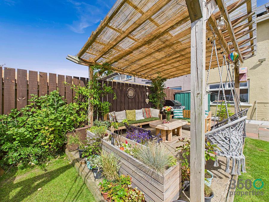 30 Balmoral Avenue