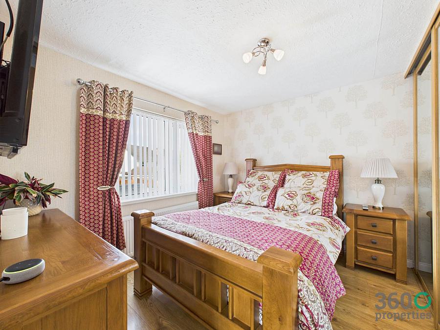 4 Fenaghy Park