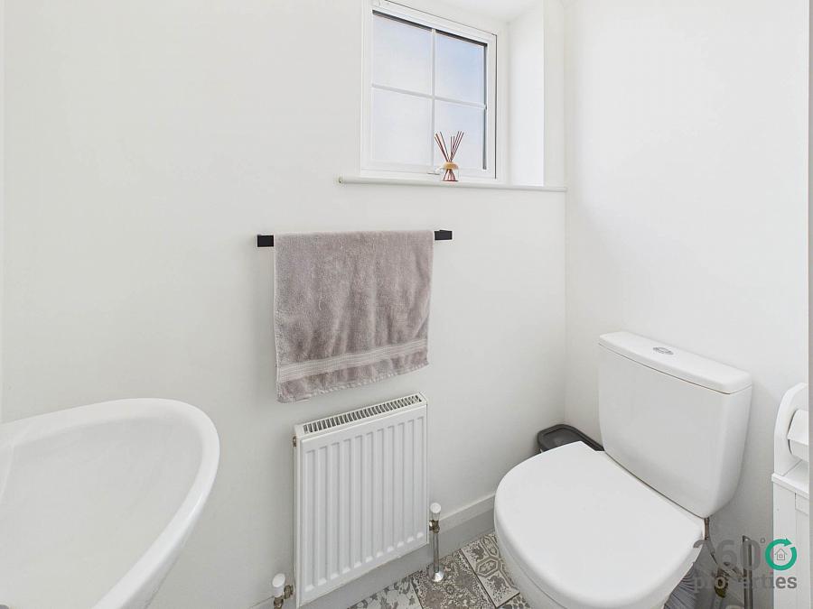 7 Rockfield Park