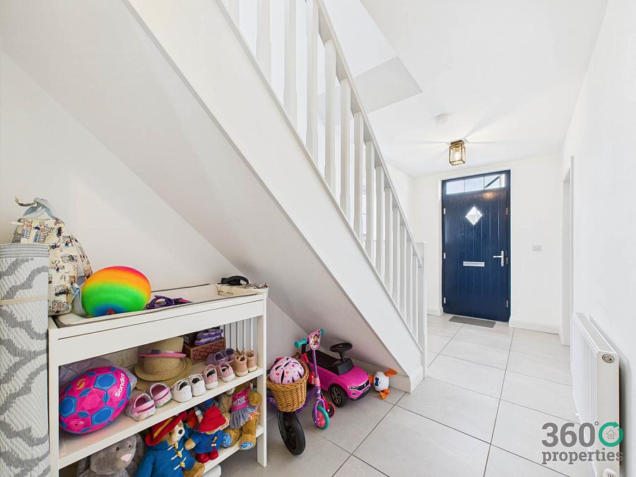 7 Rockfield Park