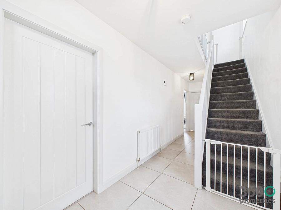 7 Rockfield Park