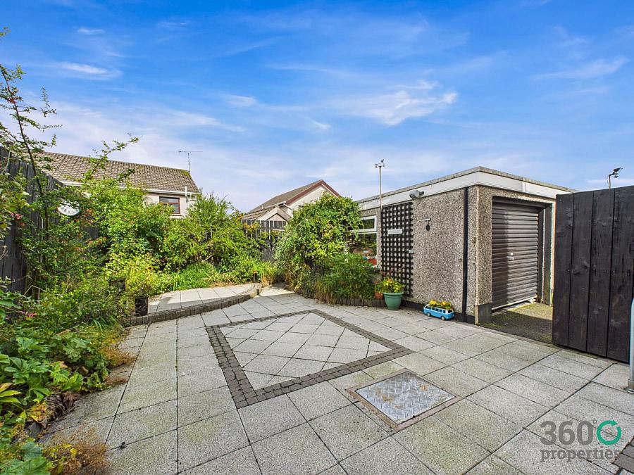 4 Sandmount Drive