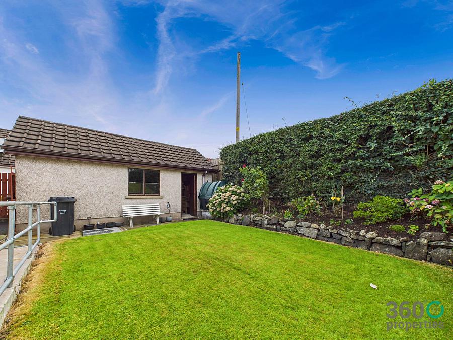 2 Wood Green Avenue