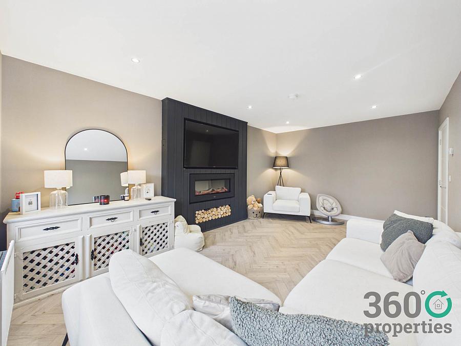 9 Belmont Hall Drive