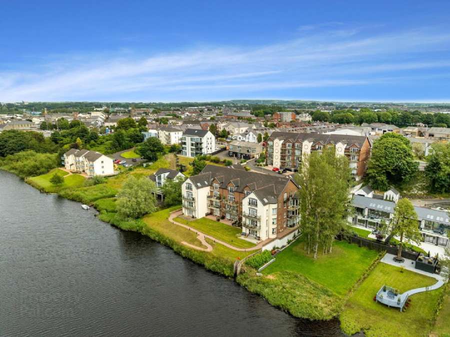20 Ardbana Riverside