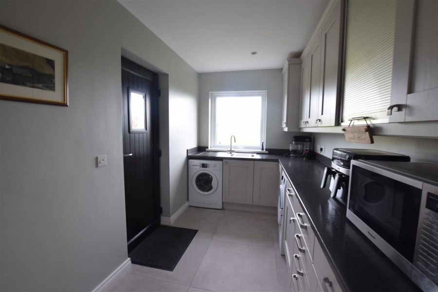 39 Ballyalgan Road