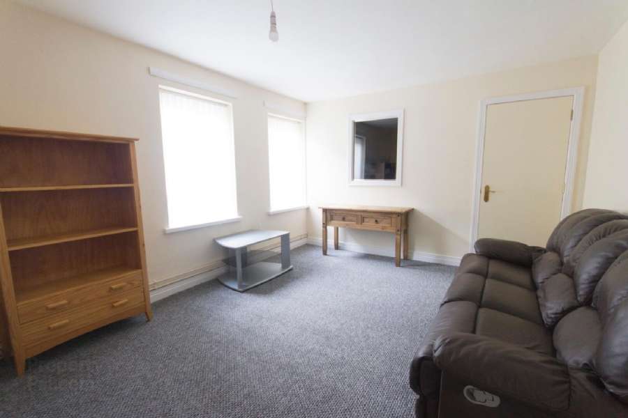 Unit 1c 68 Northland Road