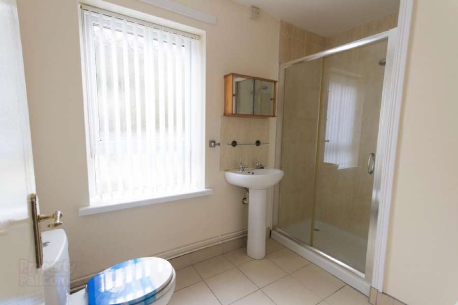 Unit 1c 68 Northland Road