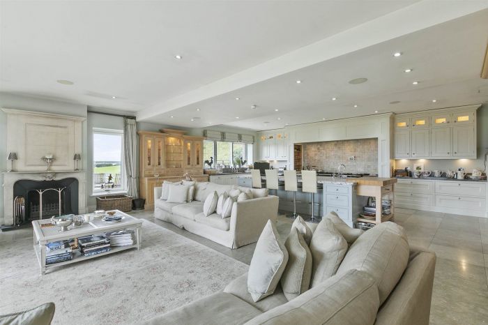 Ballyurnanellan House, 84A Newtownards Road