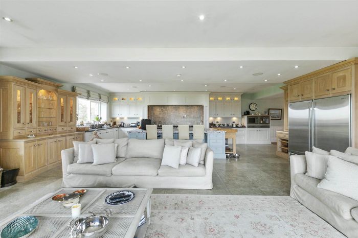 Ballyurnanellan House, 84A Newtownards Road