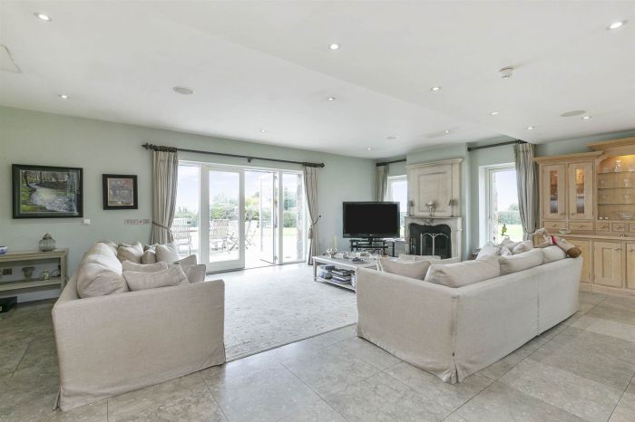 Ballyurnanellan House, 84A Newtownards Road