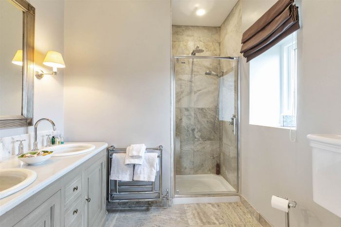 Ballyurnanellan House, 84A Newtownards Road