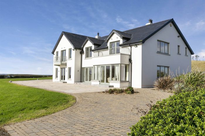 Ballyurnanellan House, 84A Newtownards Road